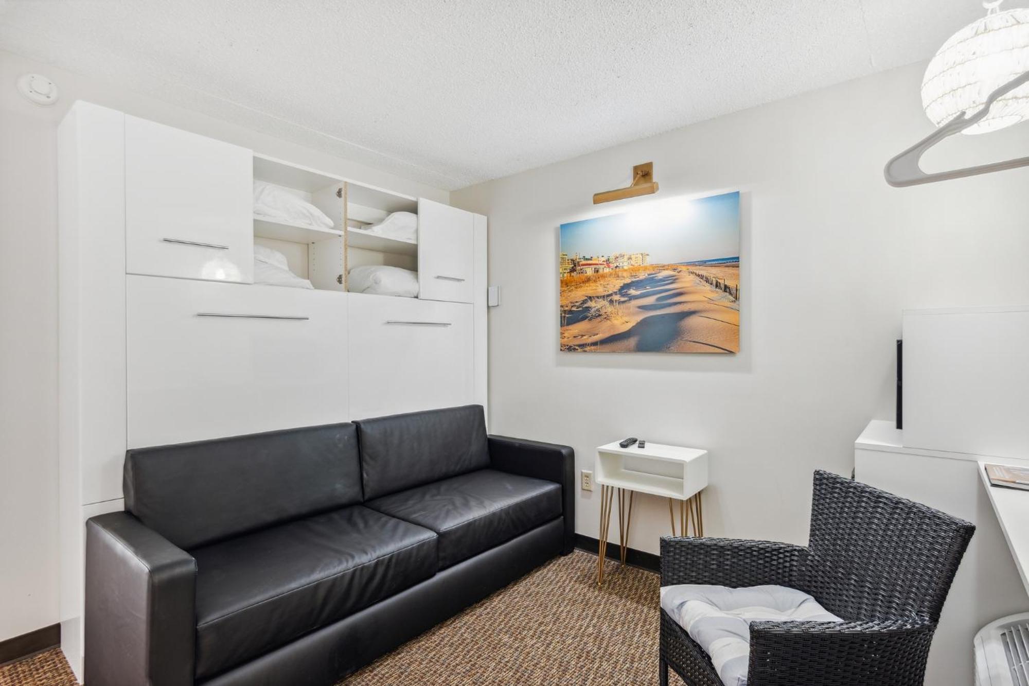 Cape Suites Room 8 - Free Parking! Hotel Room Rehoboth Beach Bagian luar foto