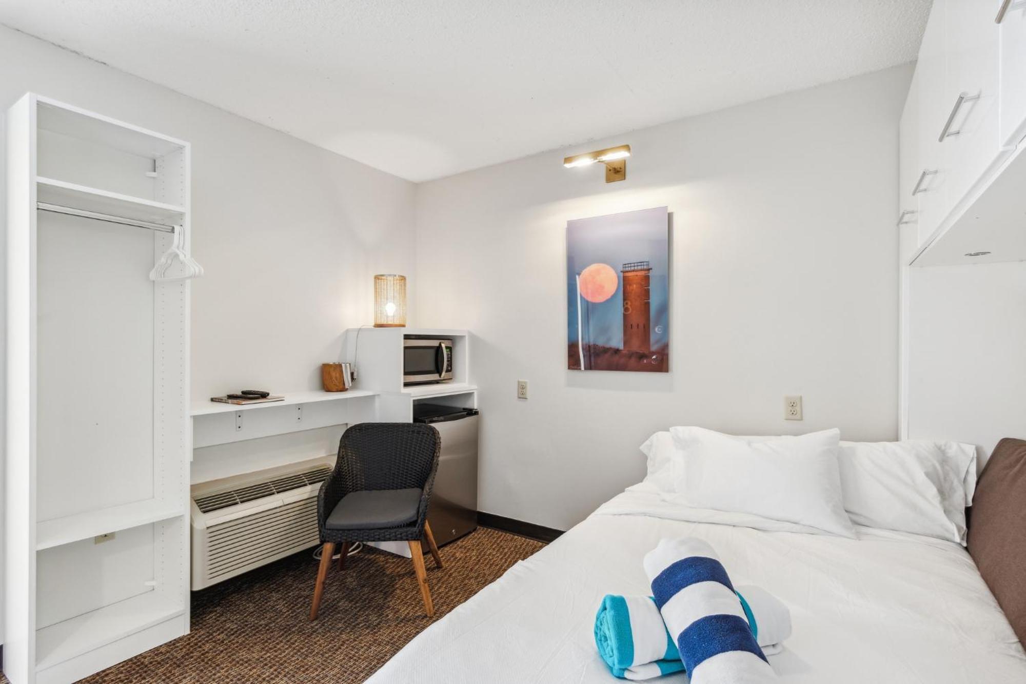 Cape Suites Room 8 - Free Parking! Hotel Room Rehoboth Beach Bagian luar foto
